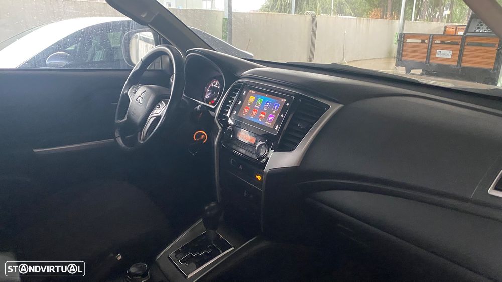 Mitsubishi L200 Pick Up 4x4 S&S Auto Cabine Dupla Plus - 11