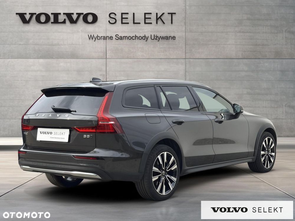Volvo V60 Cross Country - 7