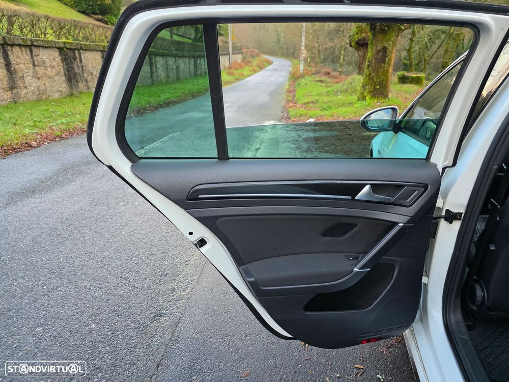 VW Golf GTD (BlueMotion ) DSG - 17