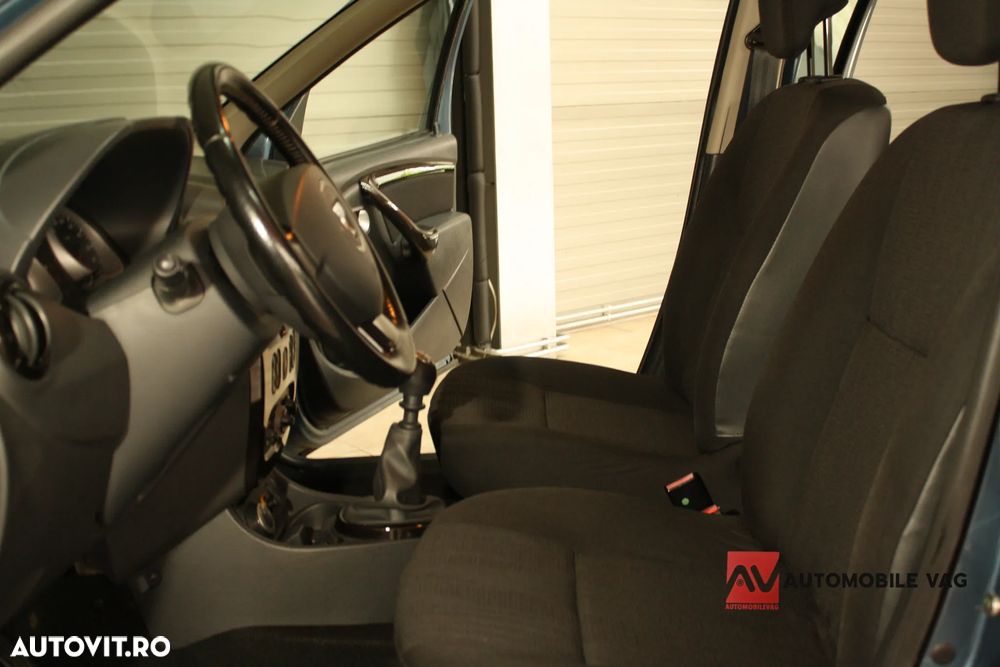 Dacia Duster 1.5 dCi 4x4 Laureate - 17