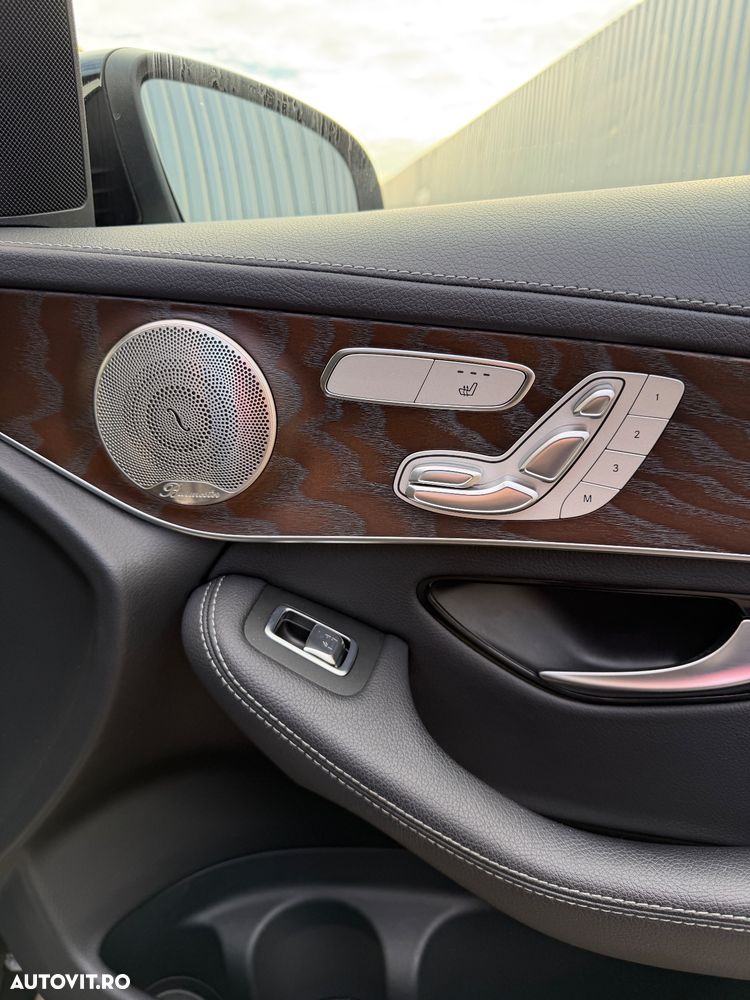 Mercedes-Benz GLC - 22