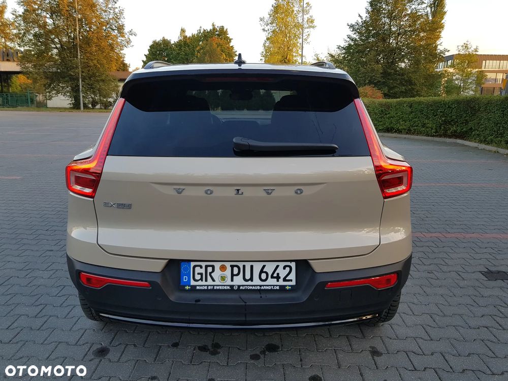 Volvo XC 40 Recharge 82 kWh Single M Extended Range RWD Plus - 6