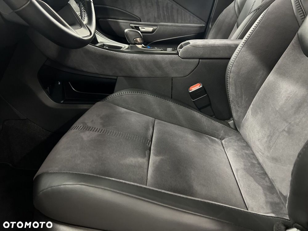 Lexus LBX 1.5 Hybrid Original Edition AWD - 10