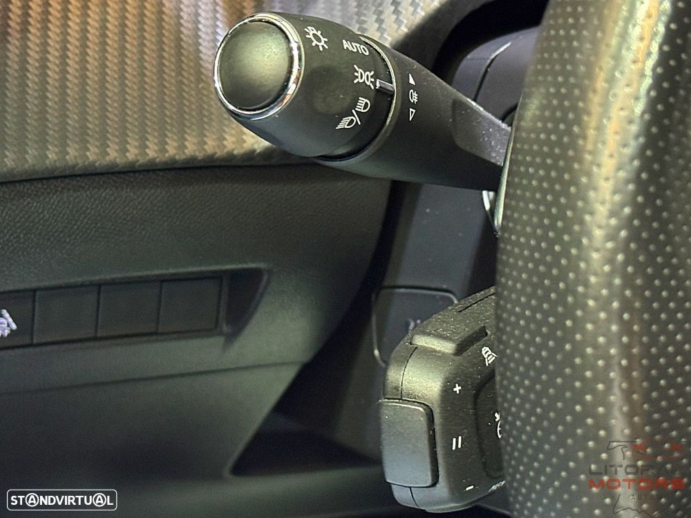 Peugeot 208 1.2 PureTech GT EAT8 - 24