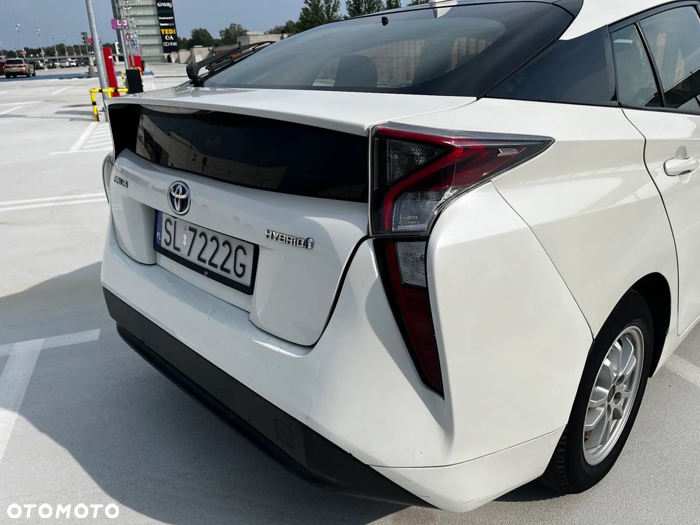 Toyota Prius - 12
