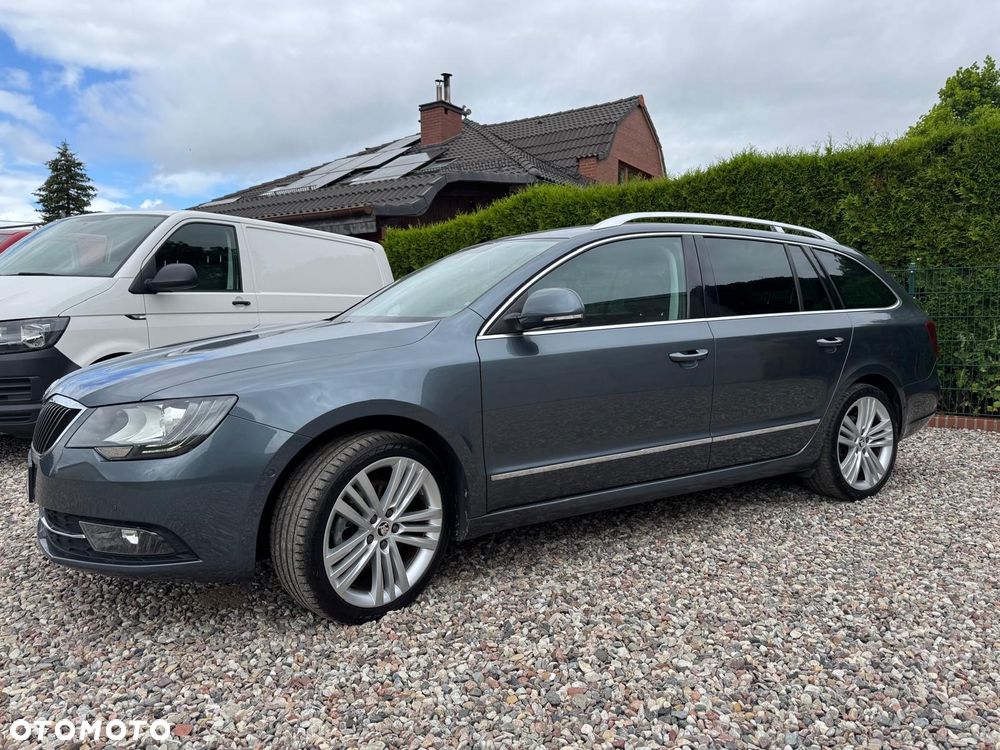 Skoda Superb 2.0 TDI Elegance DSG - 1