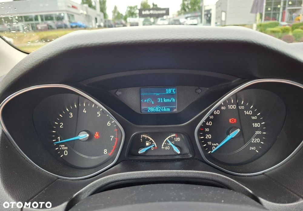 Ford Focus - 25