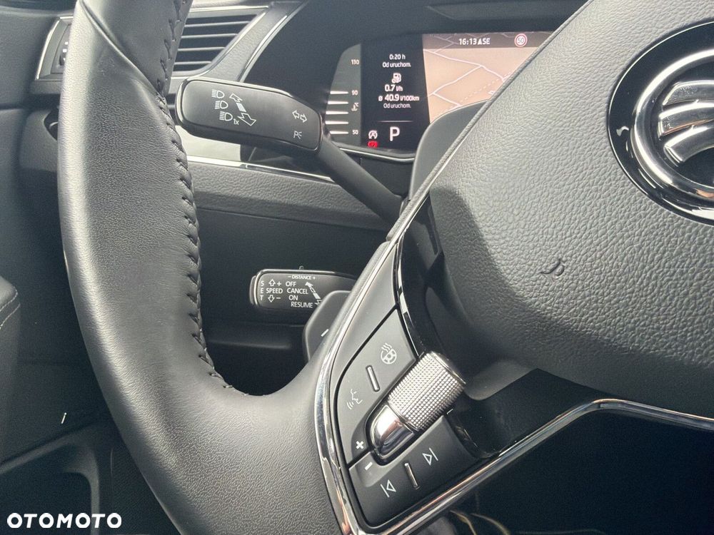 Skoda Superb 2.0 TDI SCR L&K DSG - 10