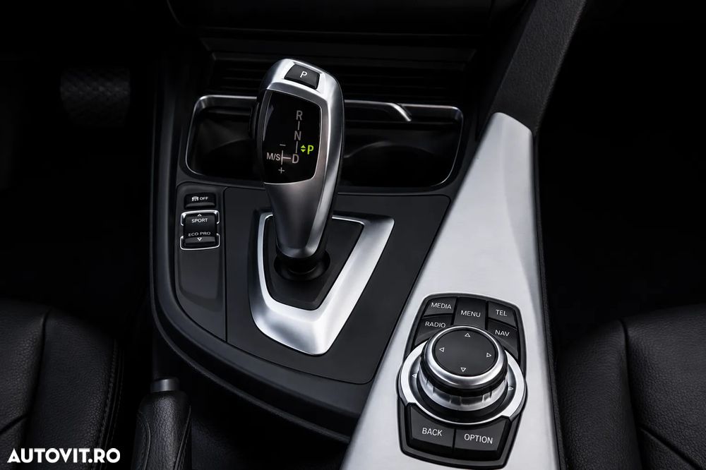 BMW Seria 3 318d Aut. - 22
