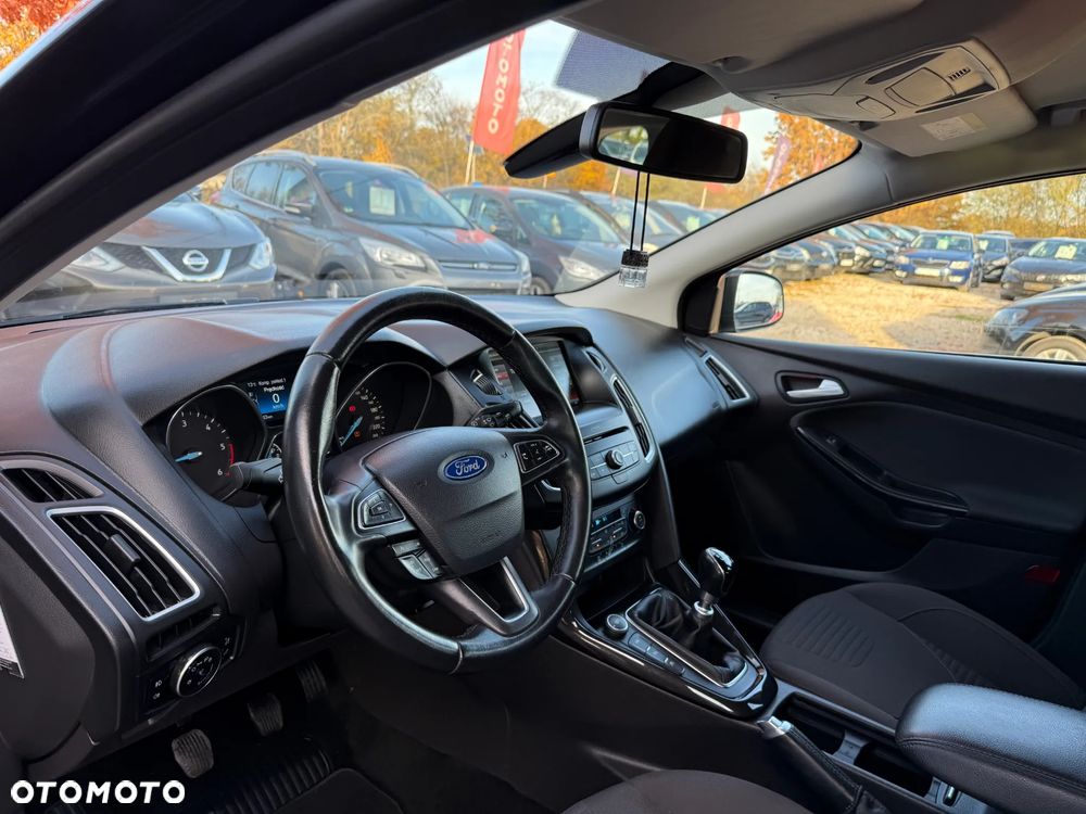Ford Focus 2.0 TDCi Titanium ASS - 5