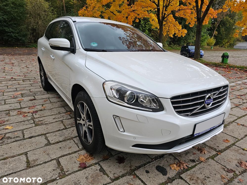 Volvo XC 60 D4 AWD Geartronic Summum - 3