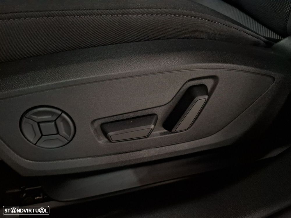 Audi A3 40 TFSIe — fotografia 25