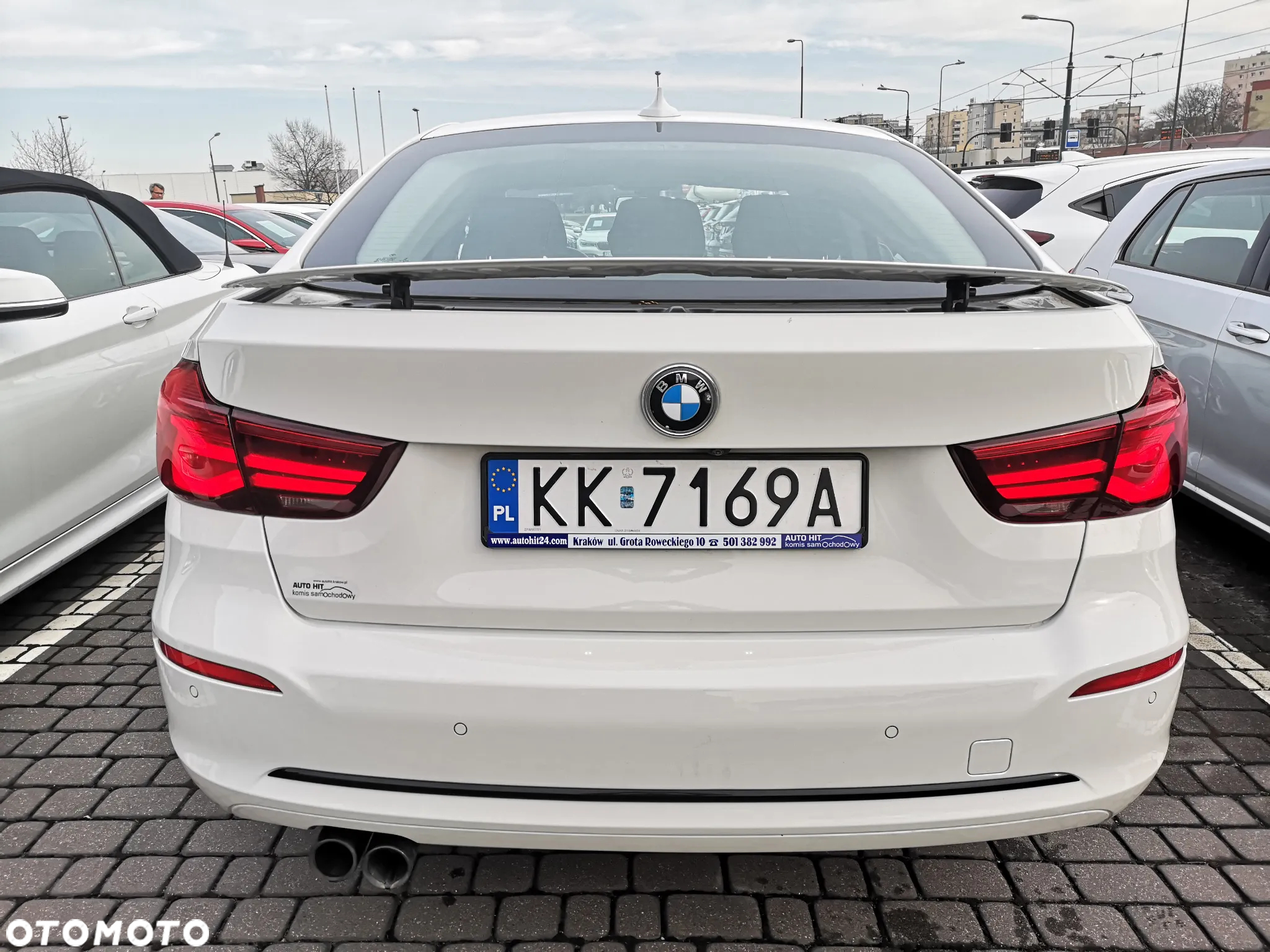 BMW 3GT 320i Sport Line - 4