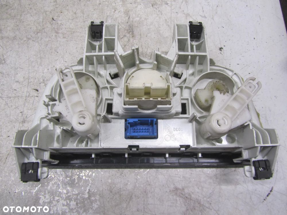 fiat doblo 10r->panel sterowania nawiewem - 2