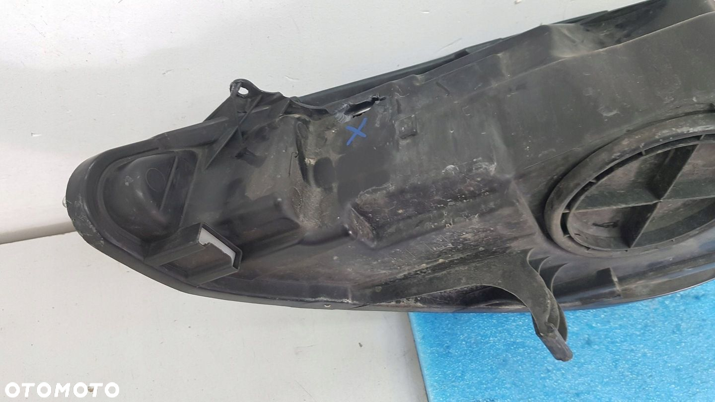 Ford Fiesta mk7 08-18 Lewa Lampa przednia przód 8A61-13W029-AH - 9