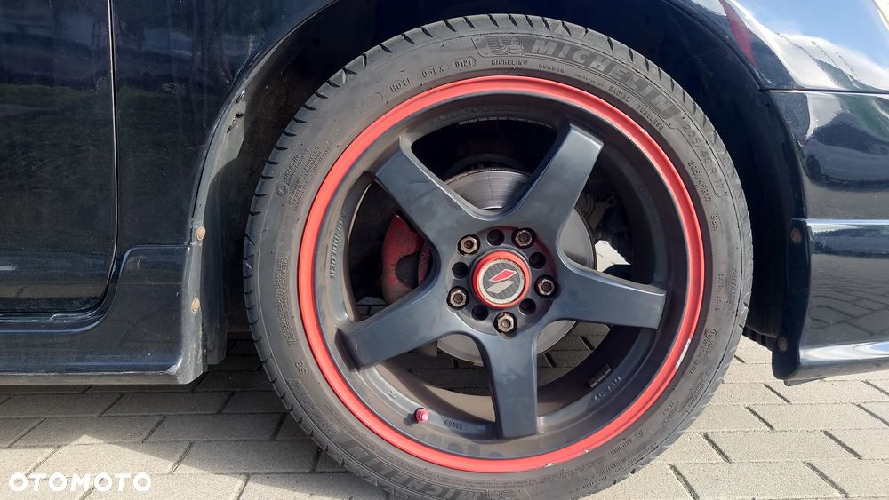 Honda Civic 1.6i ES - 25
