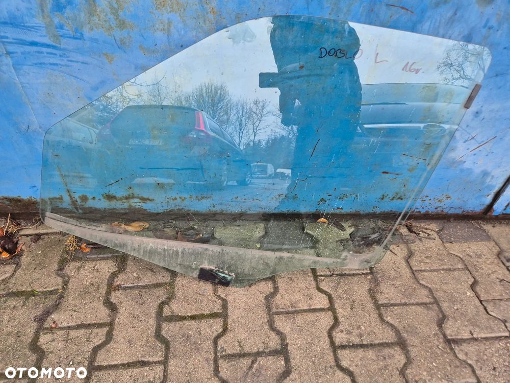 SZYBA  LEWA KIEROWCY OPEL COMBO D FIAT DOBLO II 10-22r. - 1