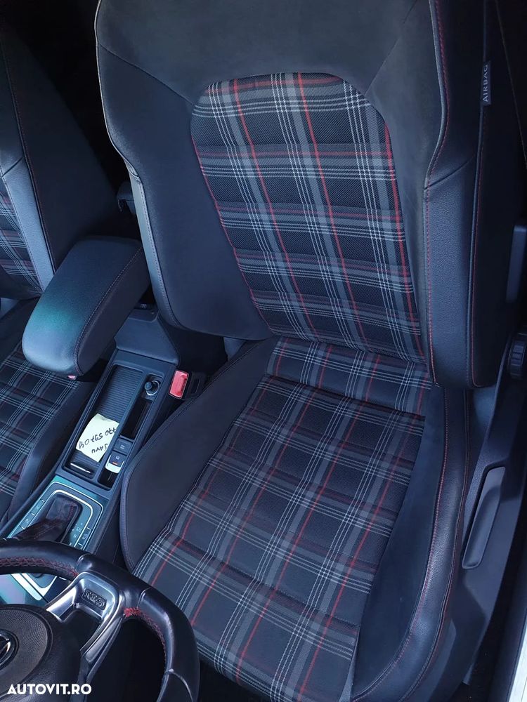 Volkswagen Golf 2.0 TSI BMT DSG GTI - 13