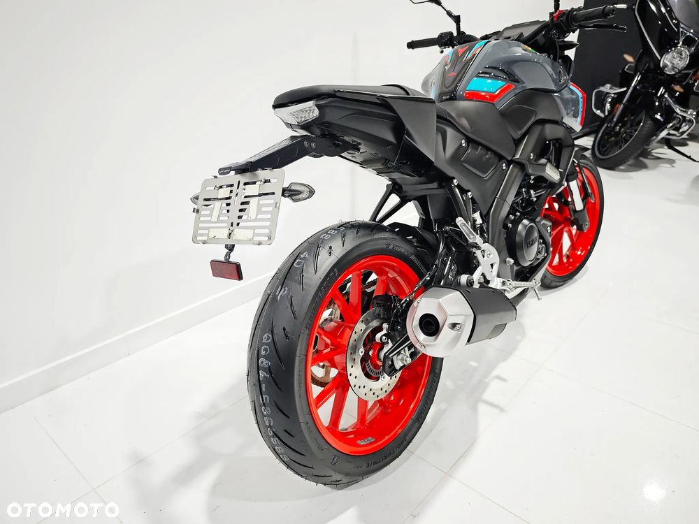 Yamaha MT - 9