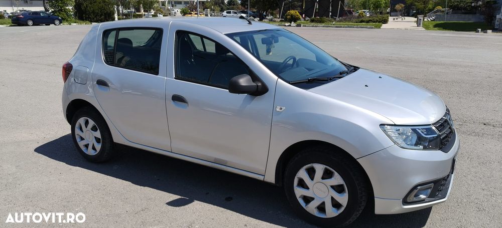 Dacia Sandero - 9