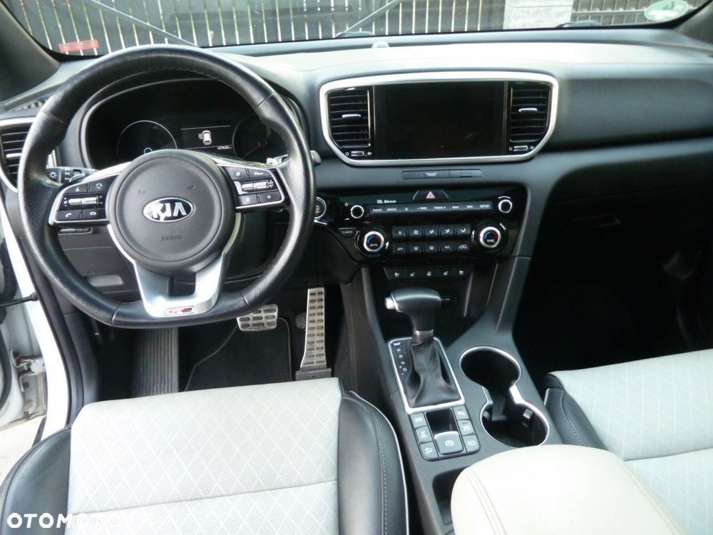Kia Sportage 1.6 T-GDI AWD DCT GT LINE - 11