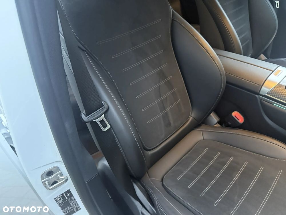 Mercedes-Benz GLC 220 d mHEV 4-Matic AMG Line - 32
