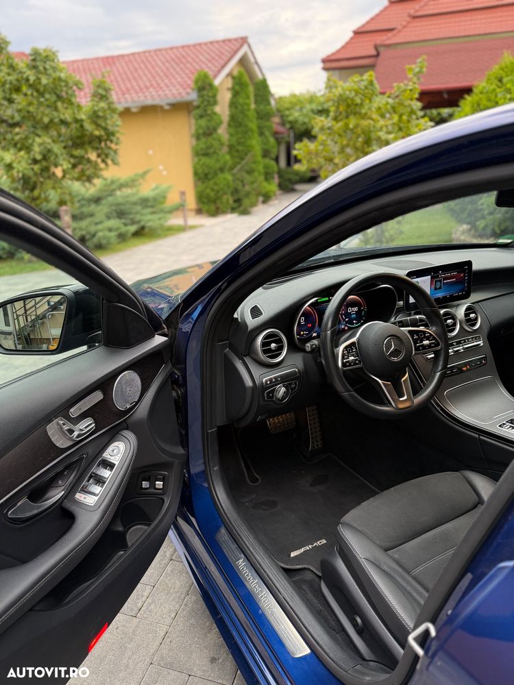 Mercedes-Benz C 300 e T 9G-TRONIC AMG Line - 9
