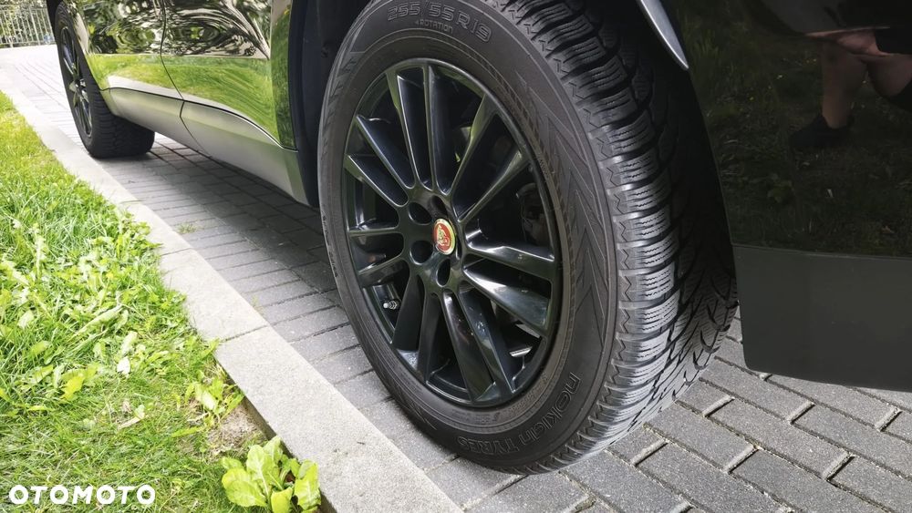 Jaguar F-Pace 2.0 i4D RWD Pure - 11