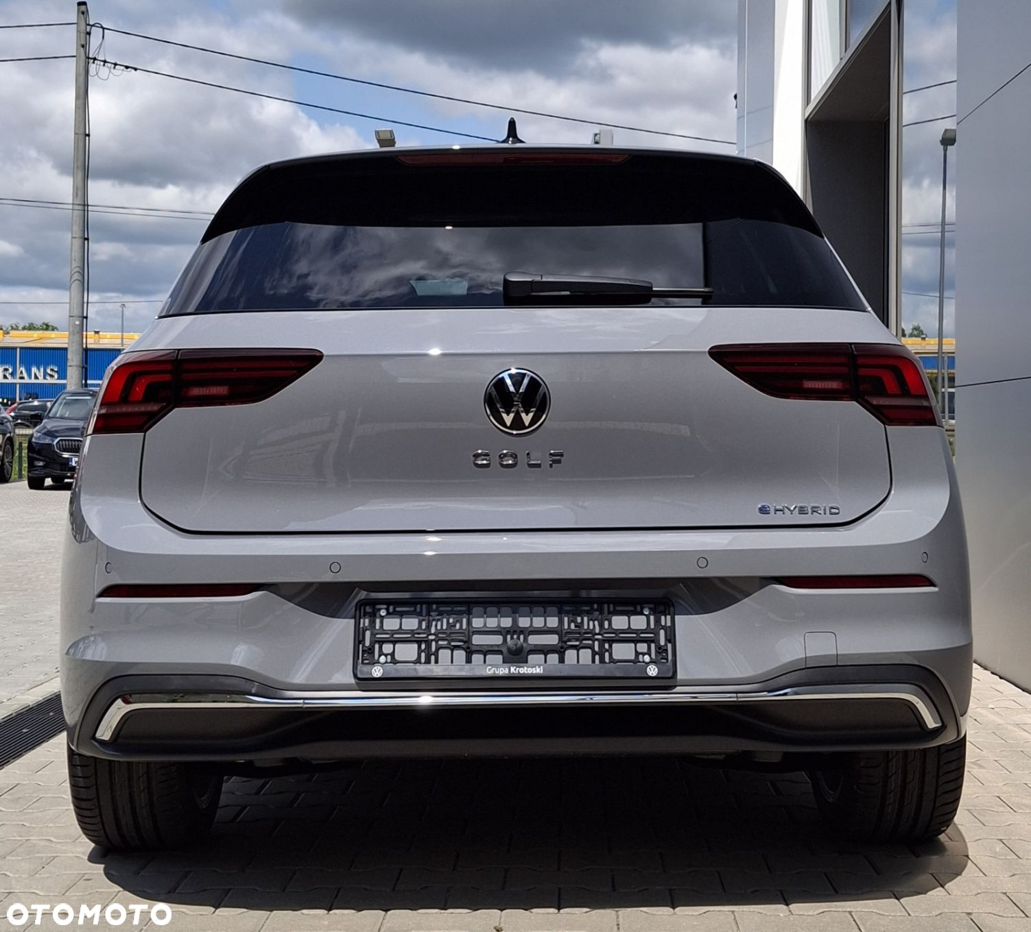 Volkswagen Golf - 6