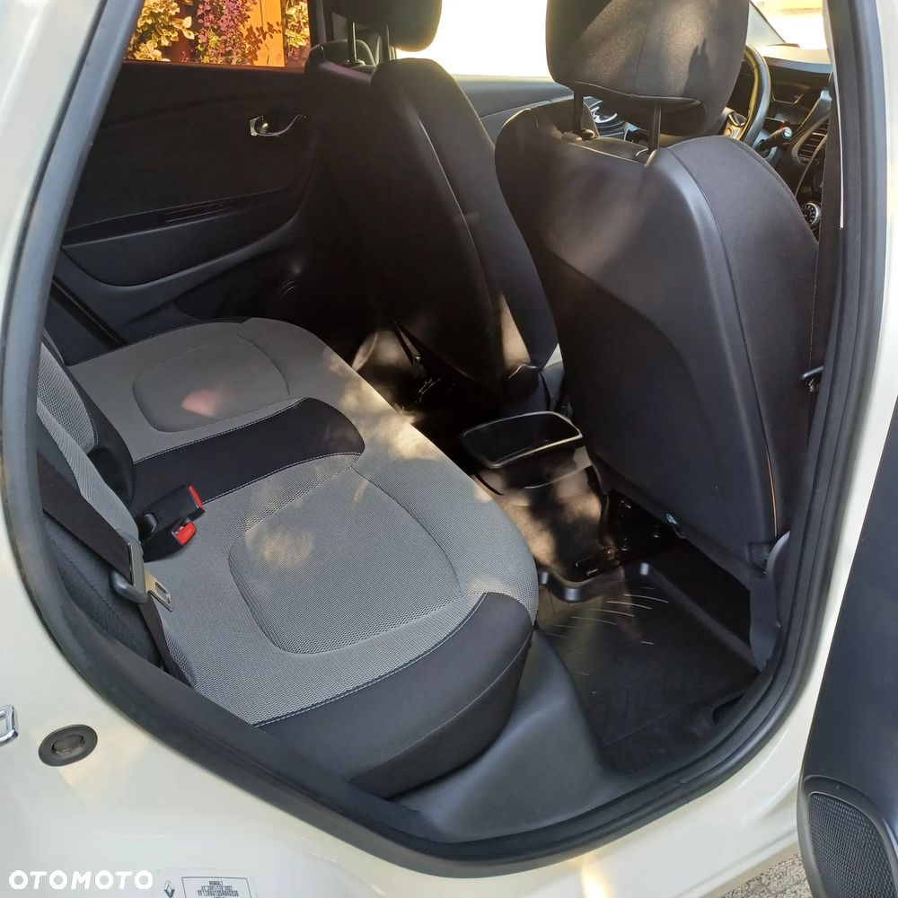 Renault Captur 1.2 Energy TCe Intens EDC EU6 - 11
