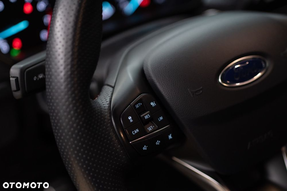 Ford Focus - 22