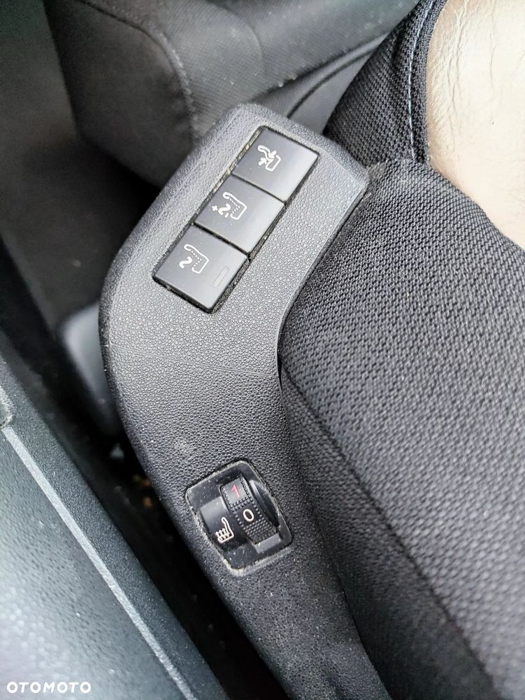 Citroën C4 Picasso 1.6 e-HDi Seduction ETG6 - 23
