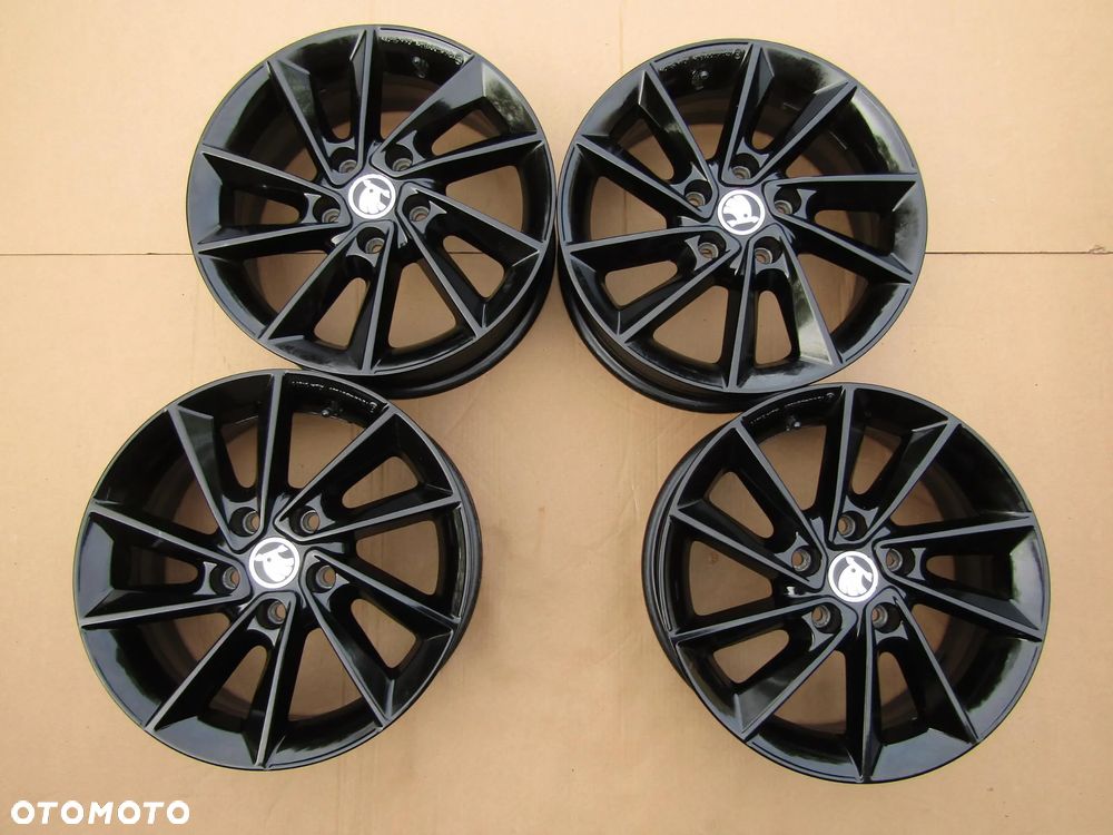 4x Felgi 16 Skoda Octavia II III IV Karoq VW T-ROC T Roc Jetta Golf V VI VII Touran Caddy Jetta Seat Ateca Leon Ateca 6 j 5x112 ET43 - 10