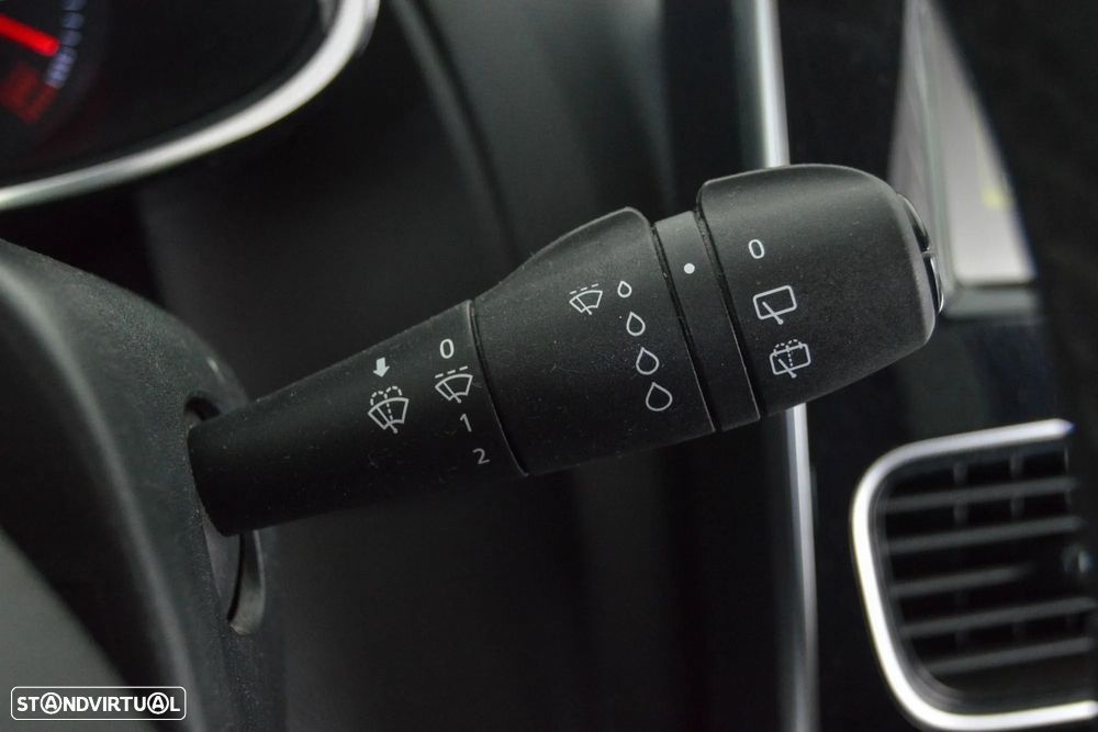 Renault Clio Sport Tourer 0.9 TCE Limited - 35