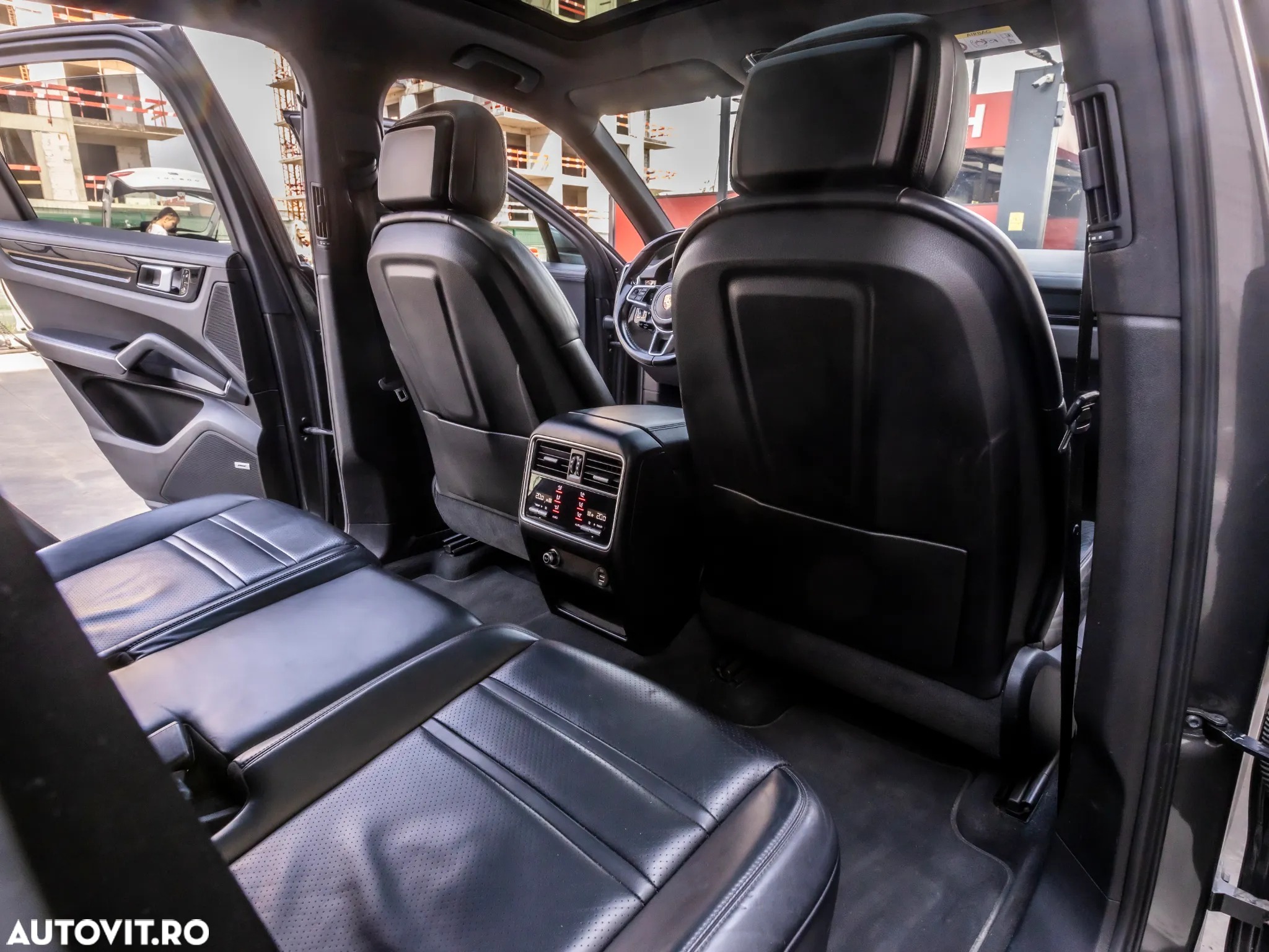 Porsche Cayenne Tiptronic S - 14