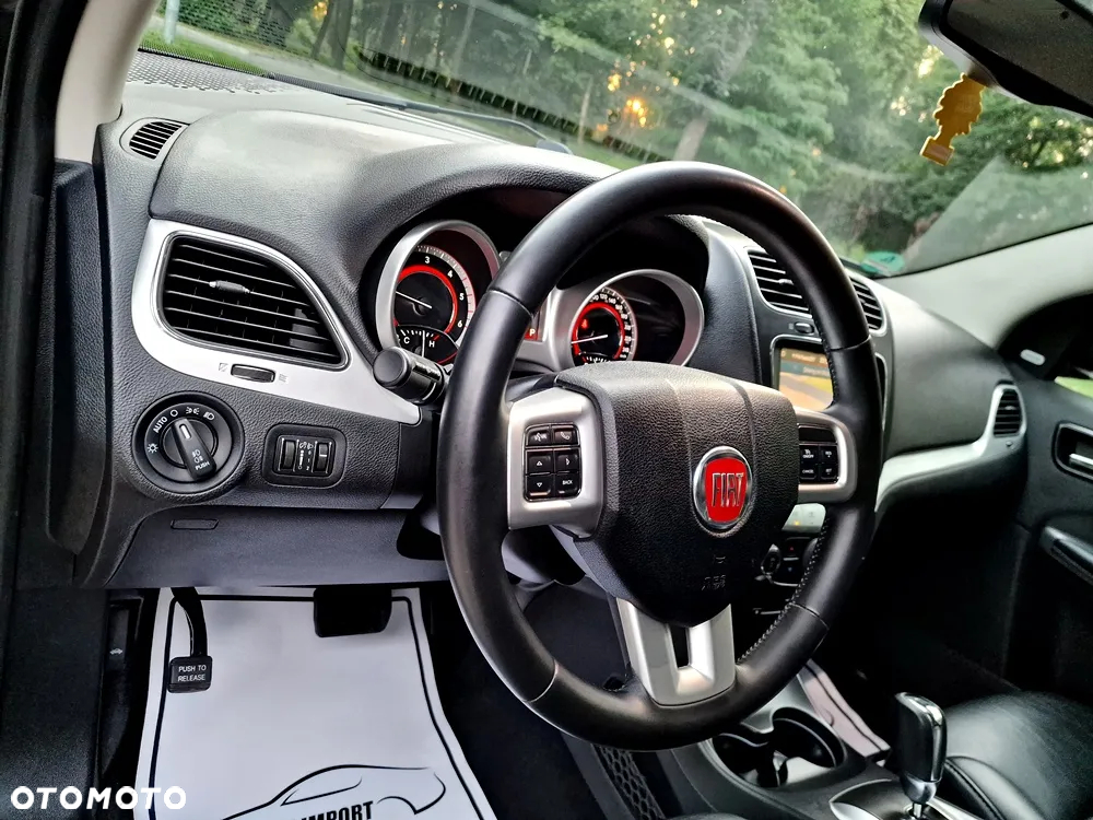 Fiat Freemont 2.0 Multijet 16V DPF Automatik Allrad Black Code - 12