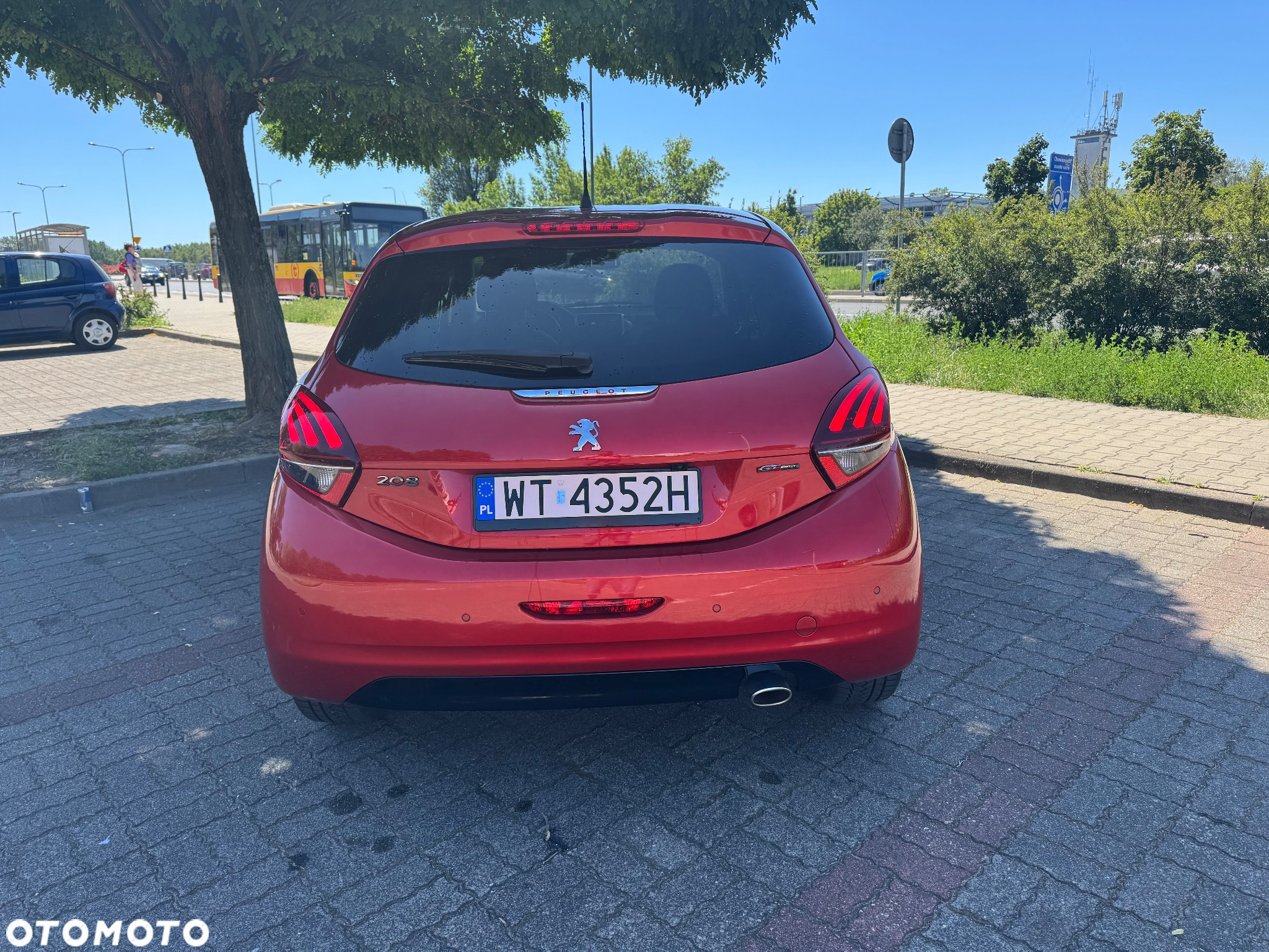 Peugeot 208 1.2 PureTech GPF Allure S&S EAT6 - 22