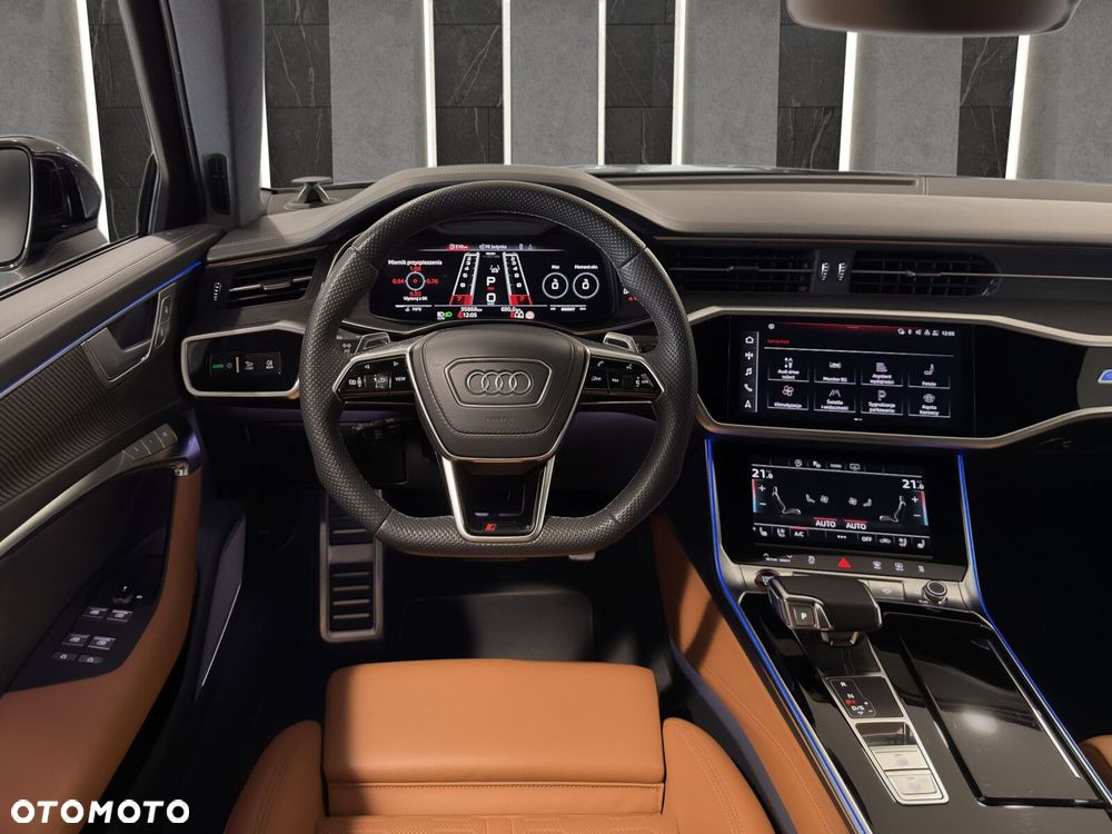 Audi RS6 Avant - 10