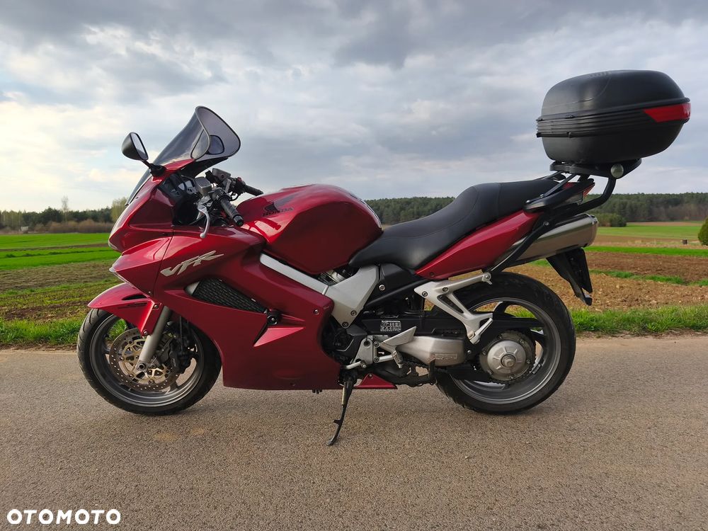 Honda VFR - 1