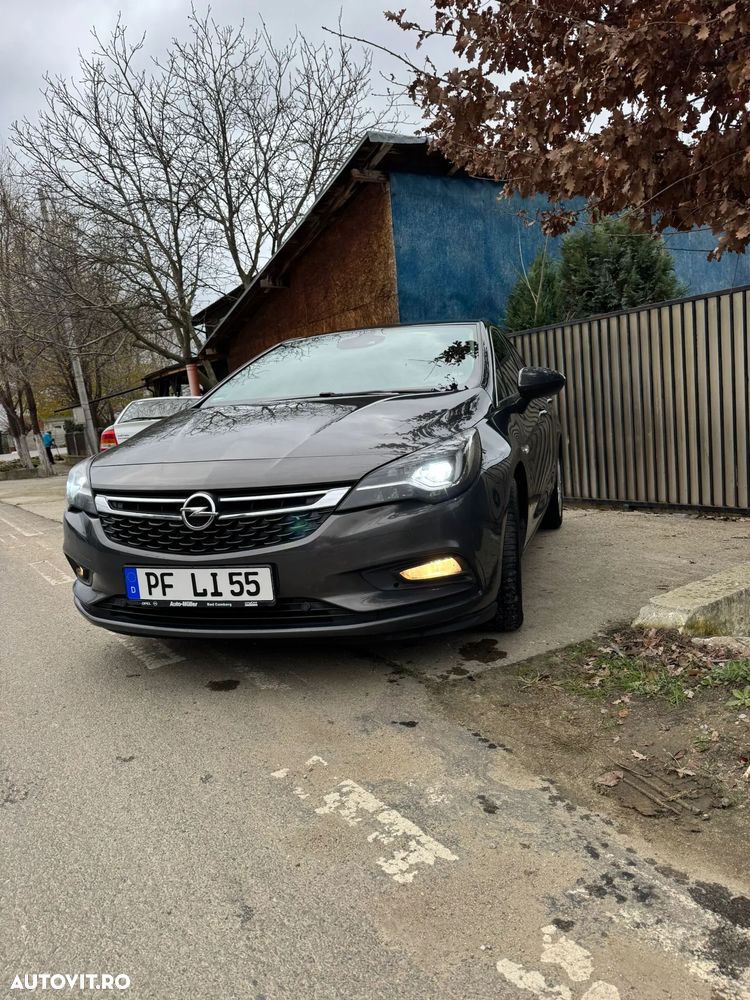 Opel Astra 1.6 CDTI DPF ecoFLEX Start/Stop Exklusiv - 2