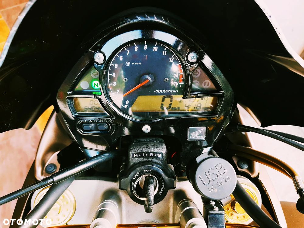 Honda CB - 10