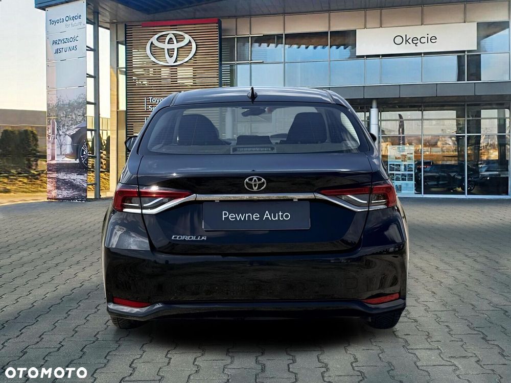 Toyota Corolla - 4