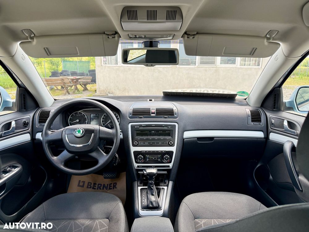 Skoda Octavia 1.4 TSI DSG FAMILY - 7