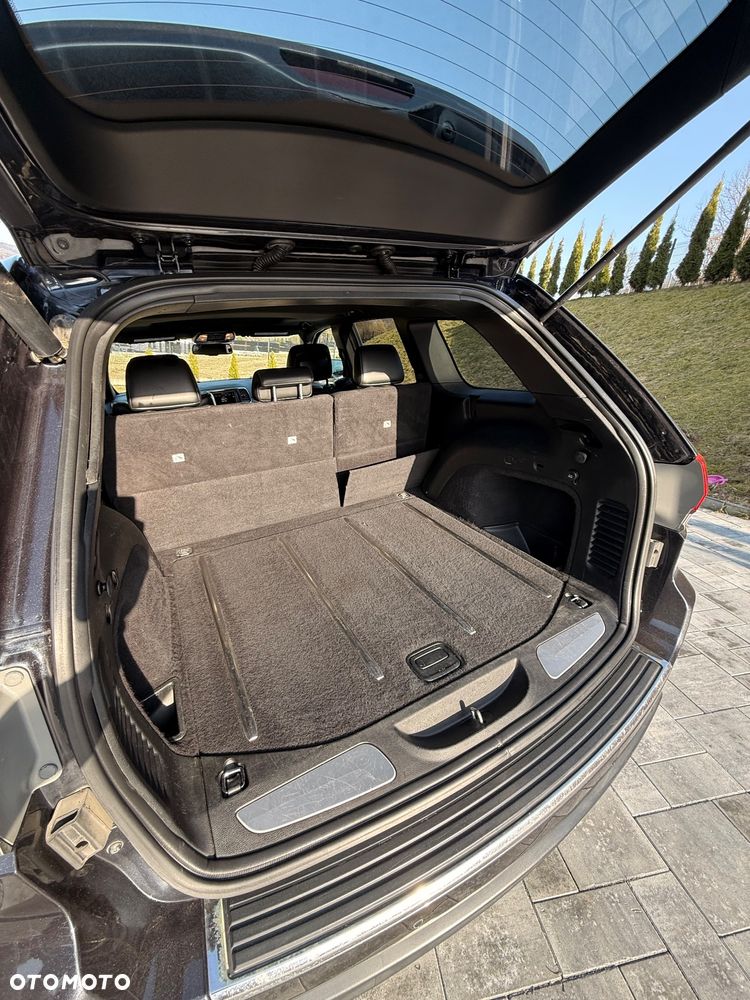 Jeep Grand Cherokee - 10