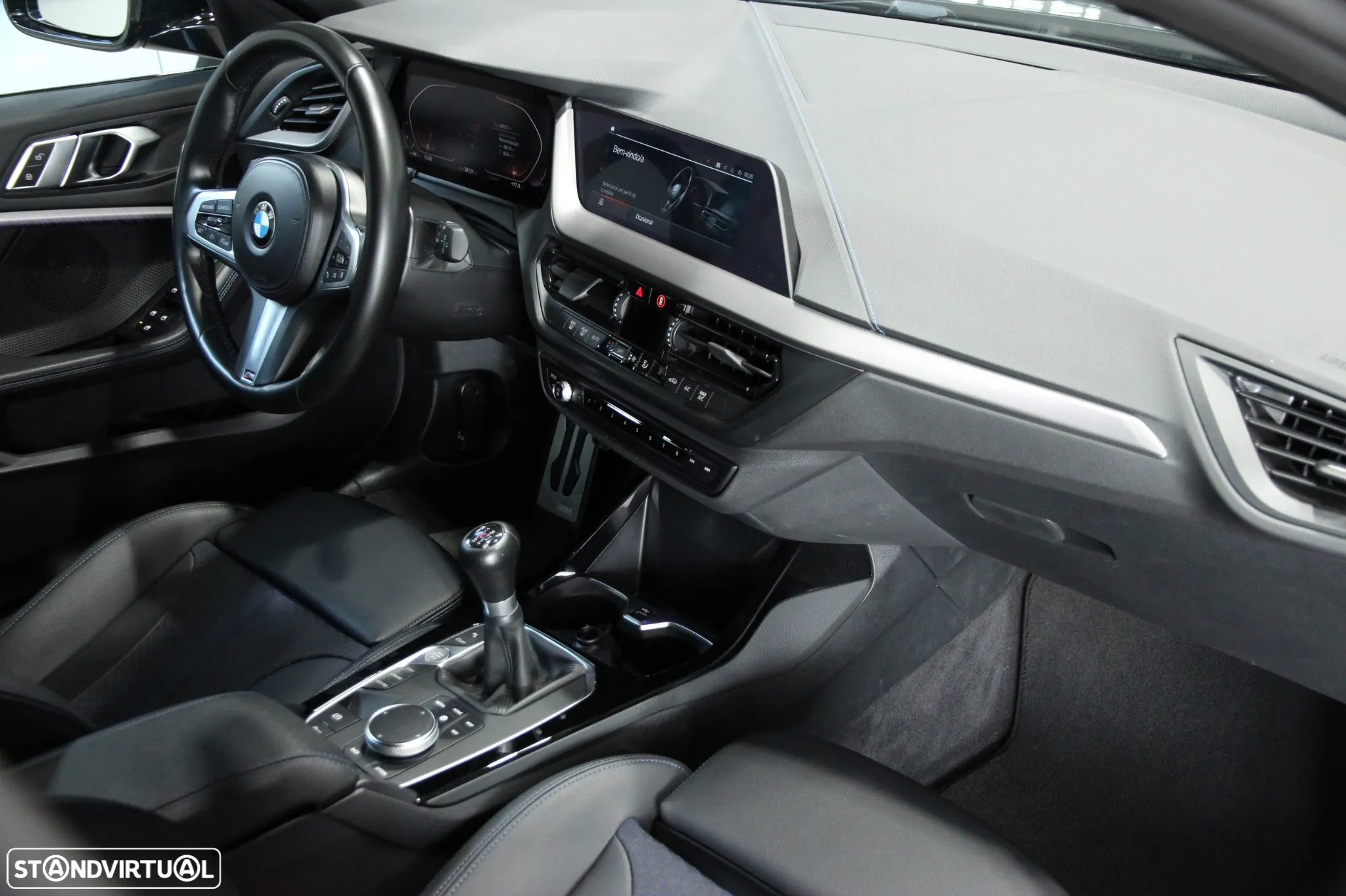BMW 116 d Pack Desportivo M - 9