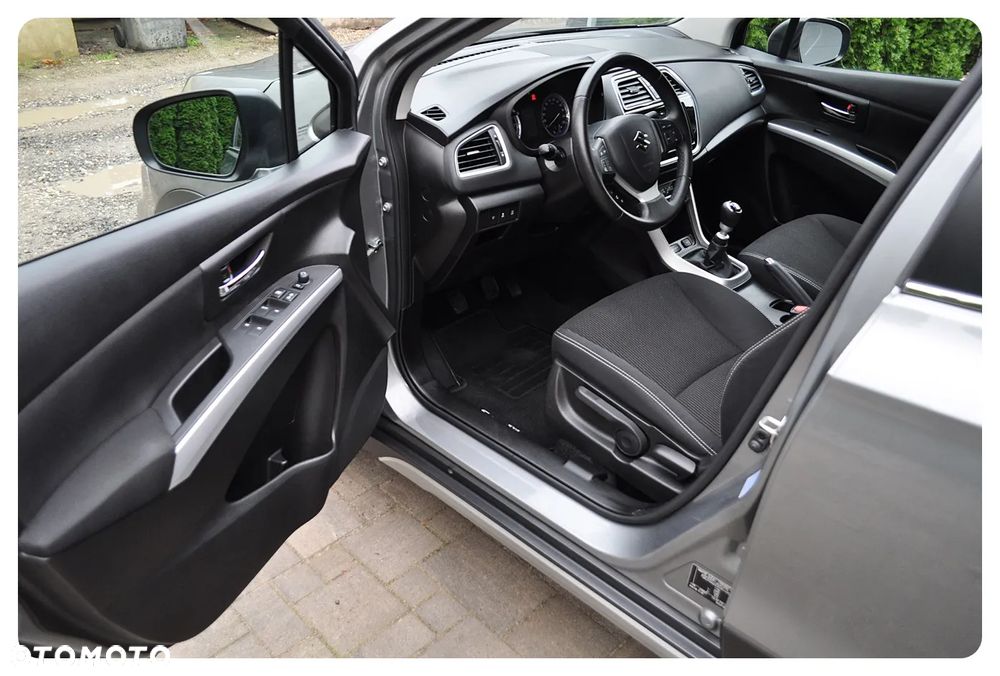 Suzuki SX4 S-Cross 1.4 T Premium - 15