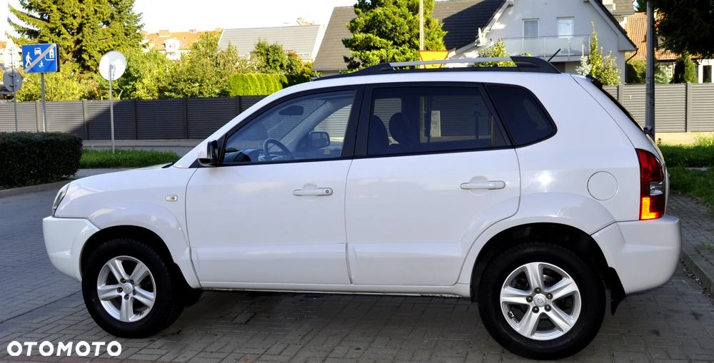 Hyundai Tucson 2.0 2WD GLS - 5