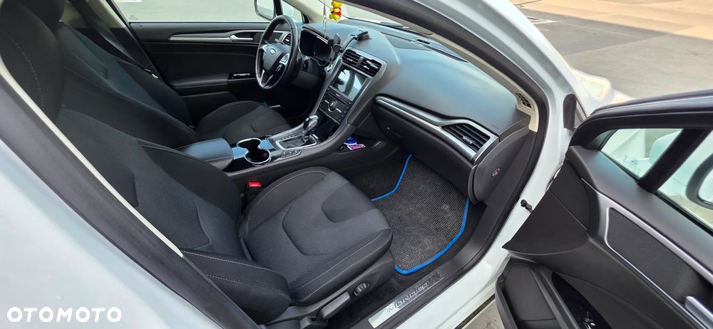 Ford Mondeo 2.0 TDCi Titanium 4WD PowerShift - 6
