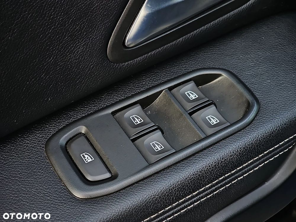 Dacia Duster 1.0 TCe Journey - 12