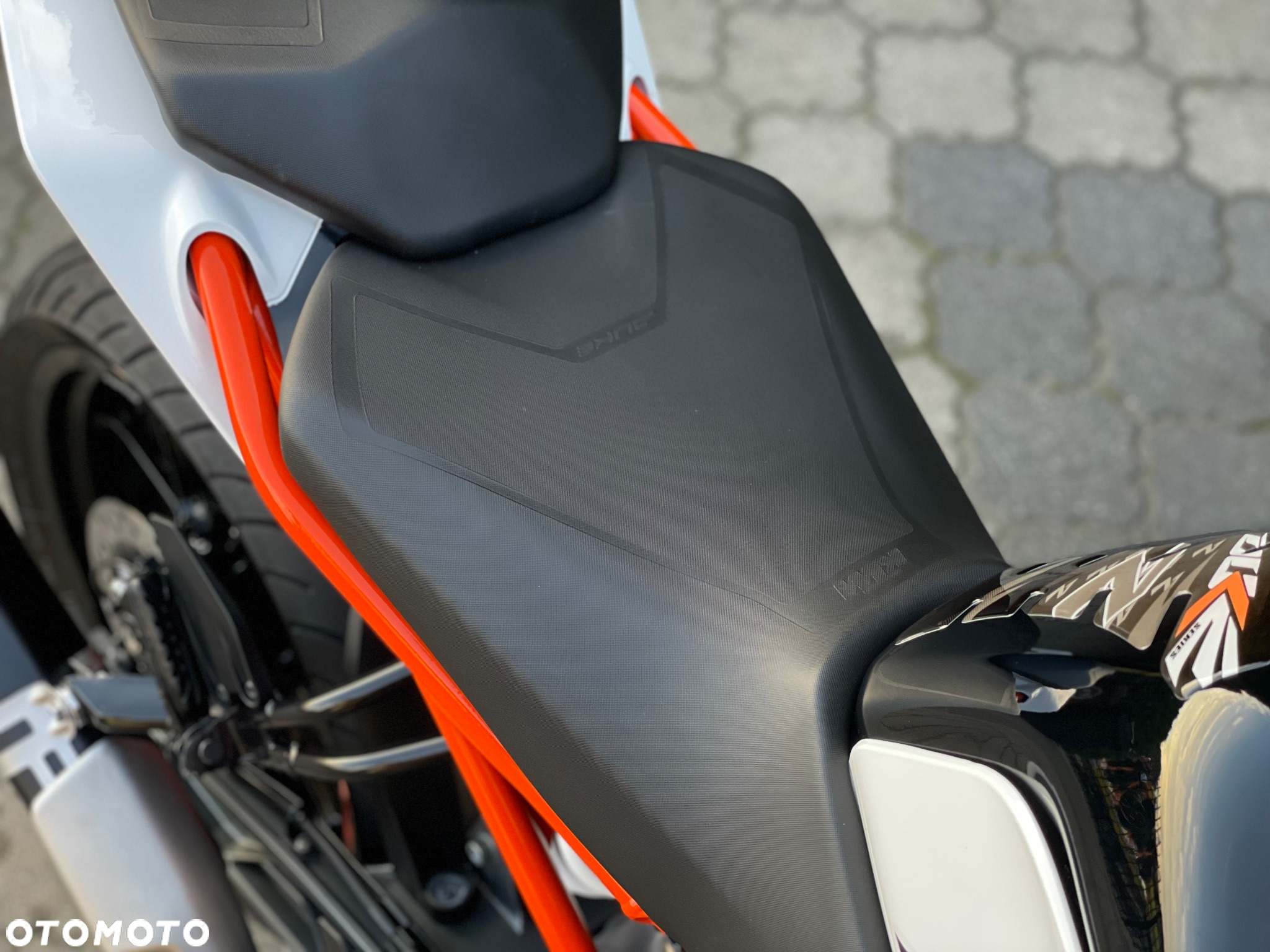 KTM Duke - 17
